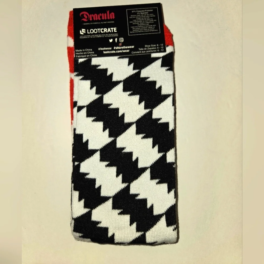 Lootwear Exclusive Men's 6-12 Dracula Crew Socks NEW